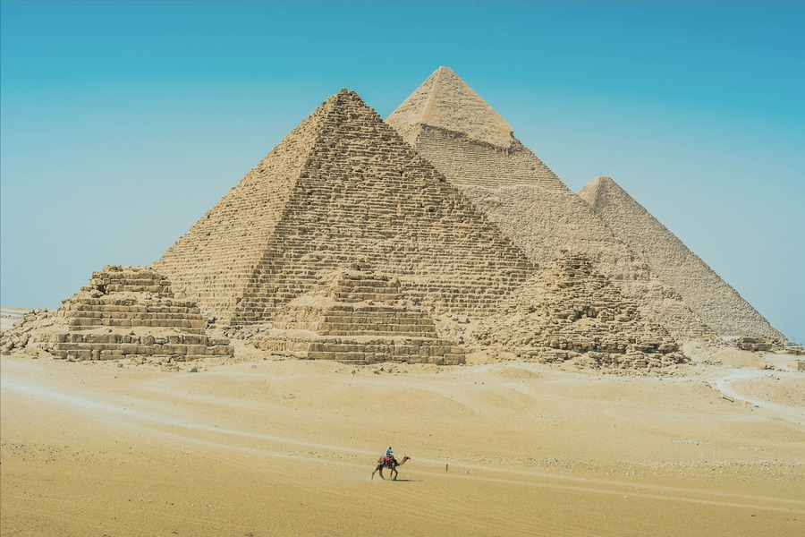 Giza Piramitleri